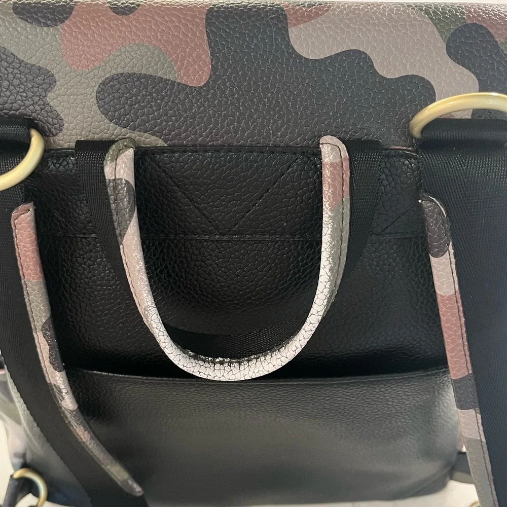 Freshly Picked Classic Diaper Bag